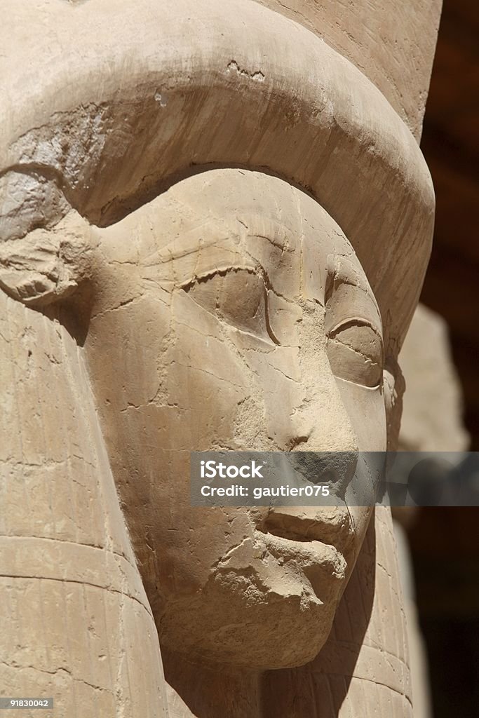 Hator cabeça no templo mortuário da rainha Hatshepsut - Foto de stock de Hator royalty-free