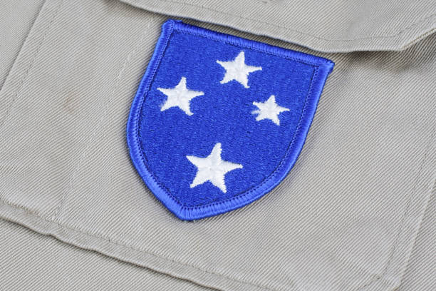 istock US ARMY uniform with dog tags 918301468