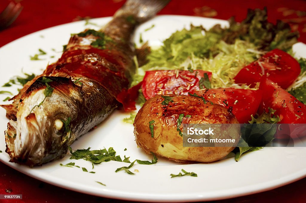 Peixe grelhado - Foto de stock de Alimentação Saudável royalty-free