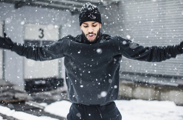 istock Male Athlete Exercising Outdoors in Winter 918448236
