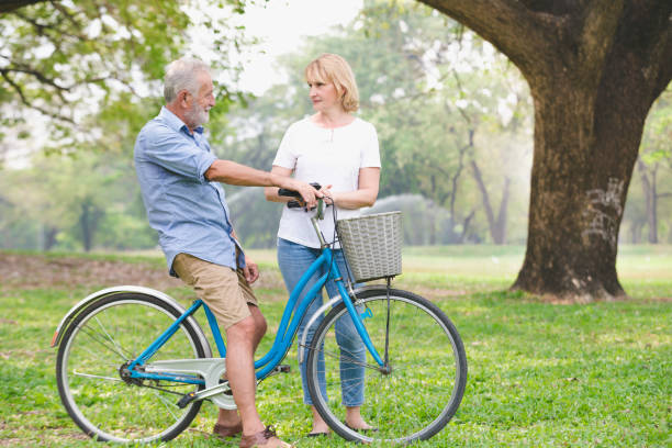 istock Senior couple in love 918452016