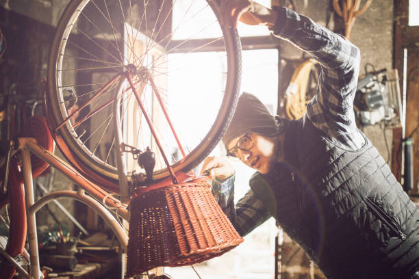 istock Repairing the bike 918516648