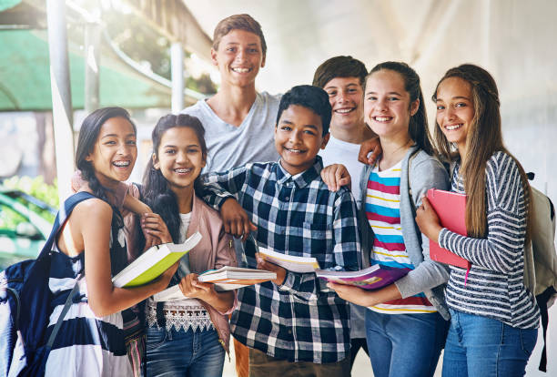 l'istruzione è la chiave del nostro futuro - educazione secondaria di scuola media foto e immagini stock