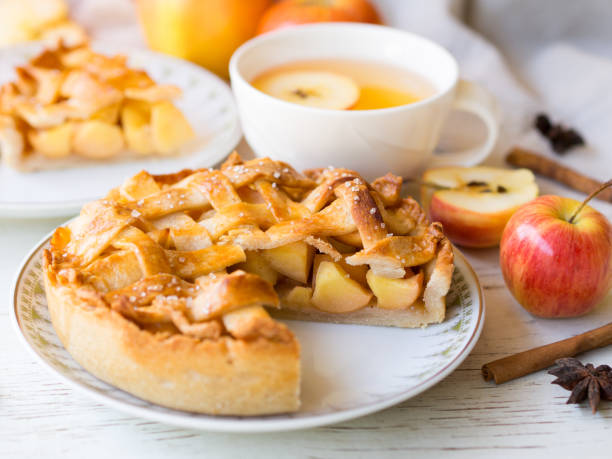istock Apple pie pastry in autumn season. 918590454