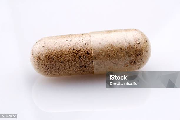 Cápsula De Medicação - Fotografias de stock e mais imagens de Antibiótico - Antibiótico, Branco, Comprimido