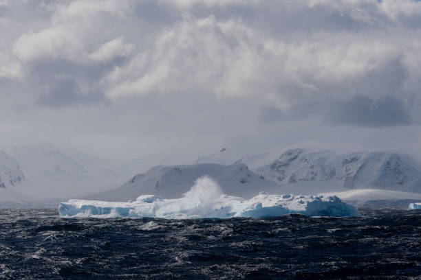 istock Iceberg in Antarctic sea 918598956