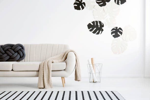 Living room with black leaves