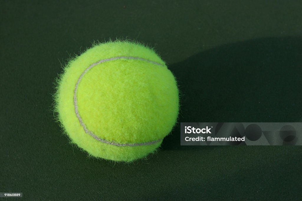 Piłki tenisowe na korcie - Zbiór zdjęć royalty-free (Bekhend)