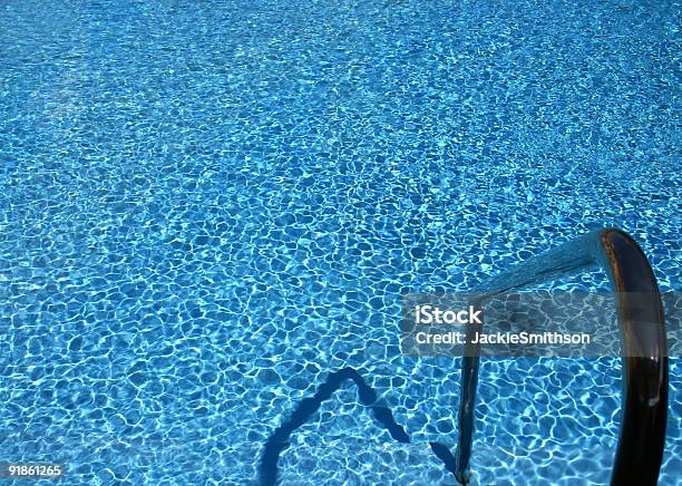 Poolleiter Stockfoto und mehr Bilder von Bildhintergrund - Bildhintergrund, Blau, Cool und Lässig