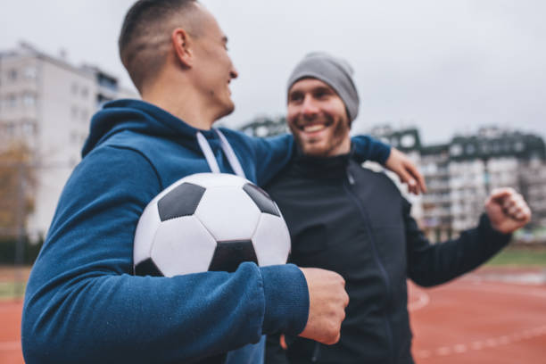 istock Best football friends 918633278