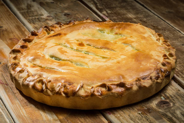 istock Quiche - meat pie with chicken, broccoli and cheese 918667032
