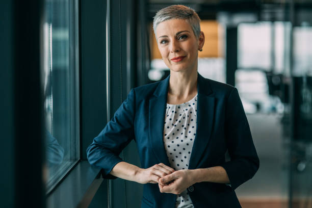 istock Modern successful businesswoman 918704566
