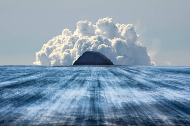 nube de roca mar - fondos para photoshop fotografías e imágenes de stock