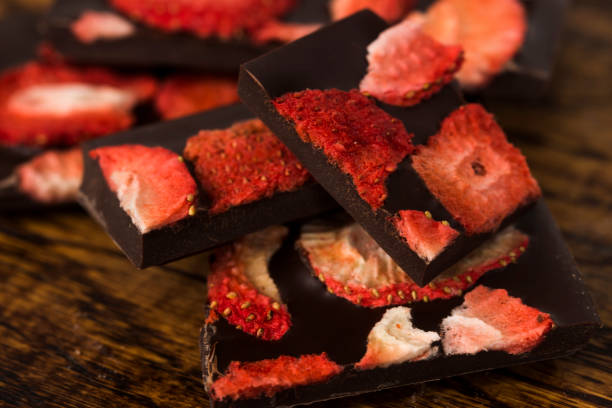istock Stack of chocolate slices with strawberry 918782300