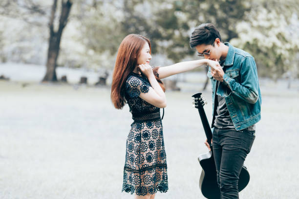 istock Asian couple in love 918825526