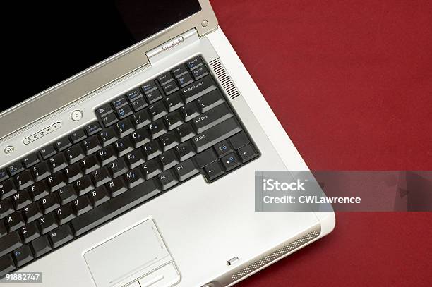 Клавиатура Ноутбука — стоковые фотографии и другие картинки Беспроводная технология - Беспроводная технология, Бизнес, Браузер