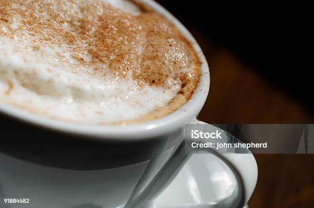 Schiuma Del Cappuccino Caffè In Tazza Schiuma Del Latte - Fotografie stock e altre immagini di Bevanda spumosa