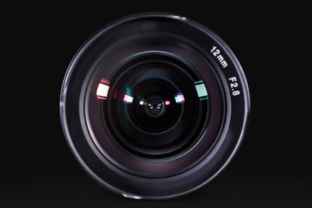 istock Professional digital camera lens with dark background 918905576