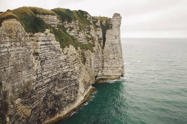 istock Rock Formations By Sea Against Sky 918918626