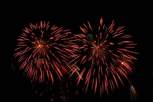 fogos de artifício 2 - independence spark fire flame imagens e fotografias de stock