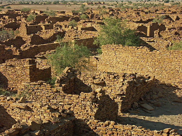 고대 유적 타르 사막, kuldara, 가가와, 인도 - india rajasthan thar desert travel 뉴스 사진 이미지