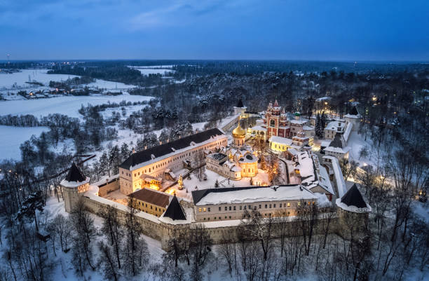 istock Aerial view on Savvino-Storozhevsky Monastery in Zvenigorod 918931734
