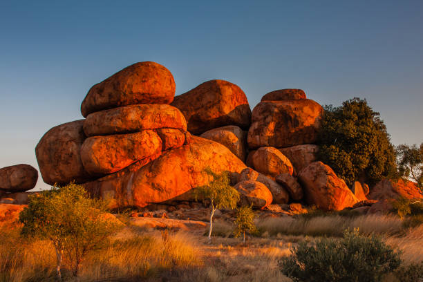 悪魔のビー玉の保護区、オーストラリアのノーザン テリトリー - northern territory ストックフォトと画像