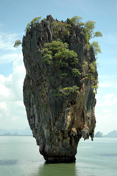 istock james bond island 91894075