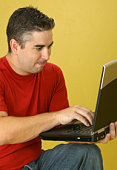 mann-mit-laptop.jpg?b=1&s=170x170&k=20&c
