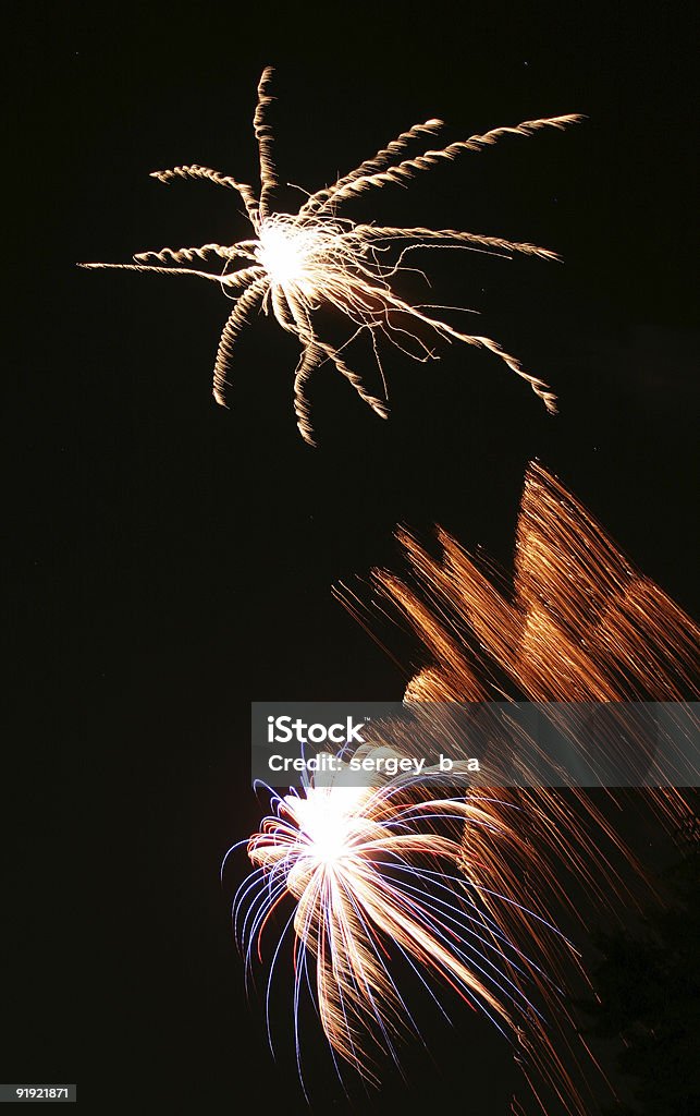 Fuegos artificiales - Foto de stock de Amarillo - Color libre de derechos