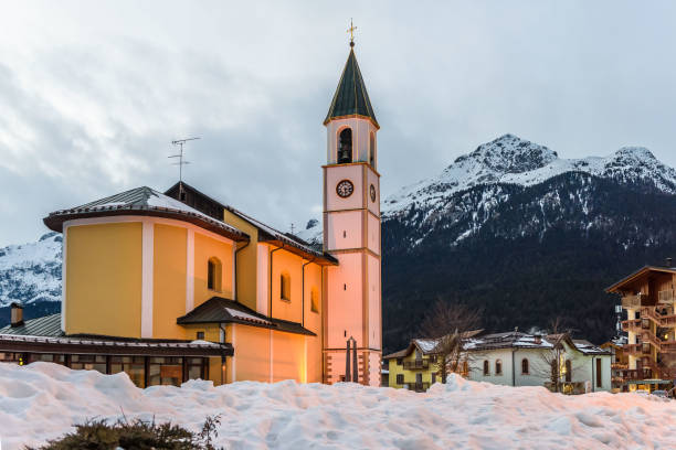 istock Church in Andalo 919310520
