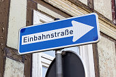einfache-fahrt-street.jpg?b=1&s=170x170&k=20&c=FpFQKcdnooRHDAtKnYIByh_2k8rfaSzaSJEAU8GdZlU=