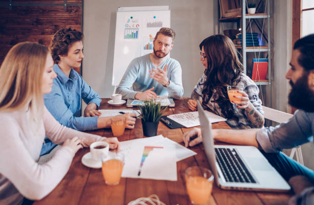 istock Business people planning new business strategy 919377304