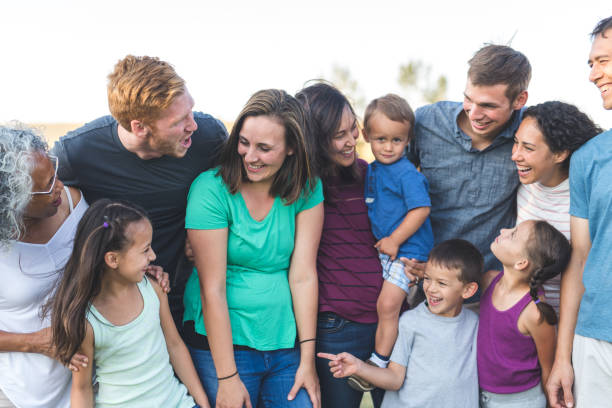 istock Family Photo Outside! 919557926