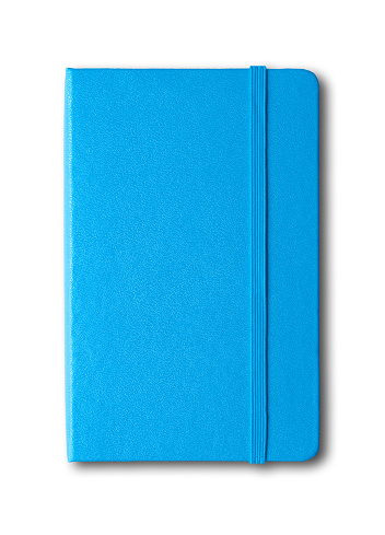 azul cuaderno cerrado, aislado en blanco photo
