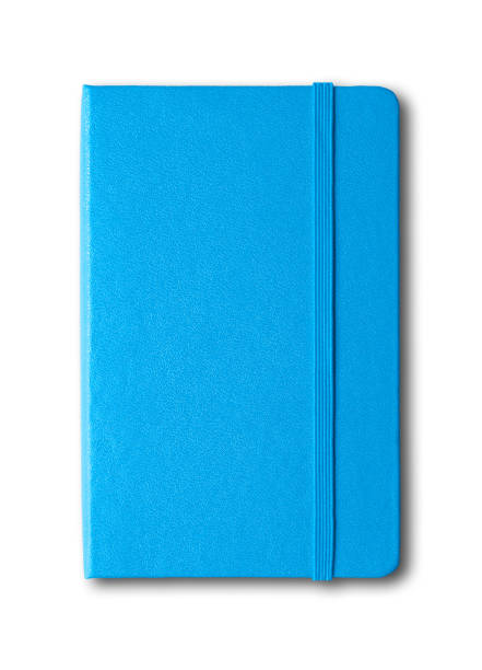 azul cuaderno cerrado, aislado en blanco - isolated on blue fotografías e imágenes de stock