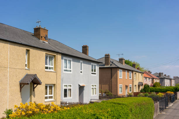 housing in edinburgh, scotland - housing development house scotland uk imagens e fotografias de stock