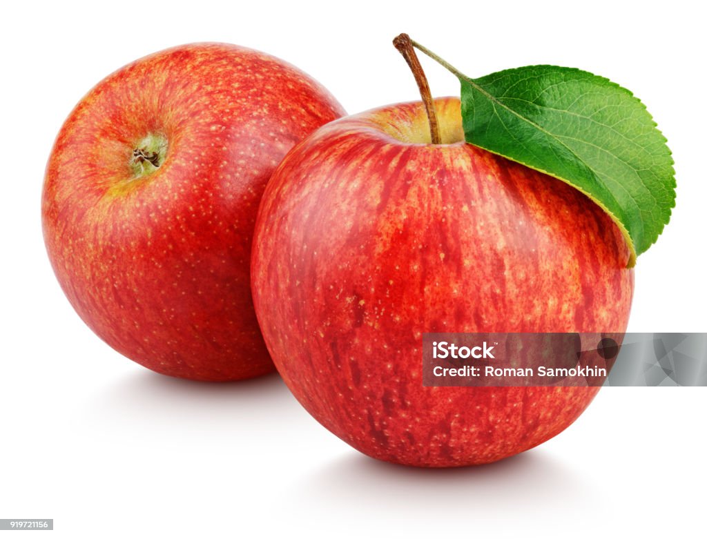 Pommes rouges avec feuilles isolé sur blanc - Photo de Pomme libre de droits