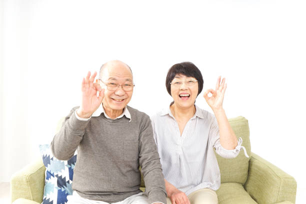 istock Senior couple giving ok sign 919731554