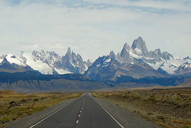 istock Mountains  Fitz Roy and Cerro Torre 92008502