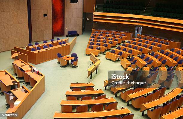 Panorama View Of The Dutch Parliament Empty 照片檔及更多 荷蘭 照片 - 荷蘭, 政府, 國會大樓 - 政府機關建築物