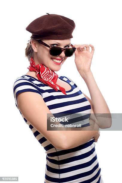 Hermosa Chica En Estilo Francés Clásico 60 Foto de stock y más banco de imágenes de Gafas - Gafas, Mirar por encima, Mujeres