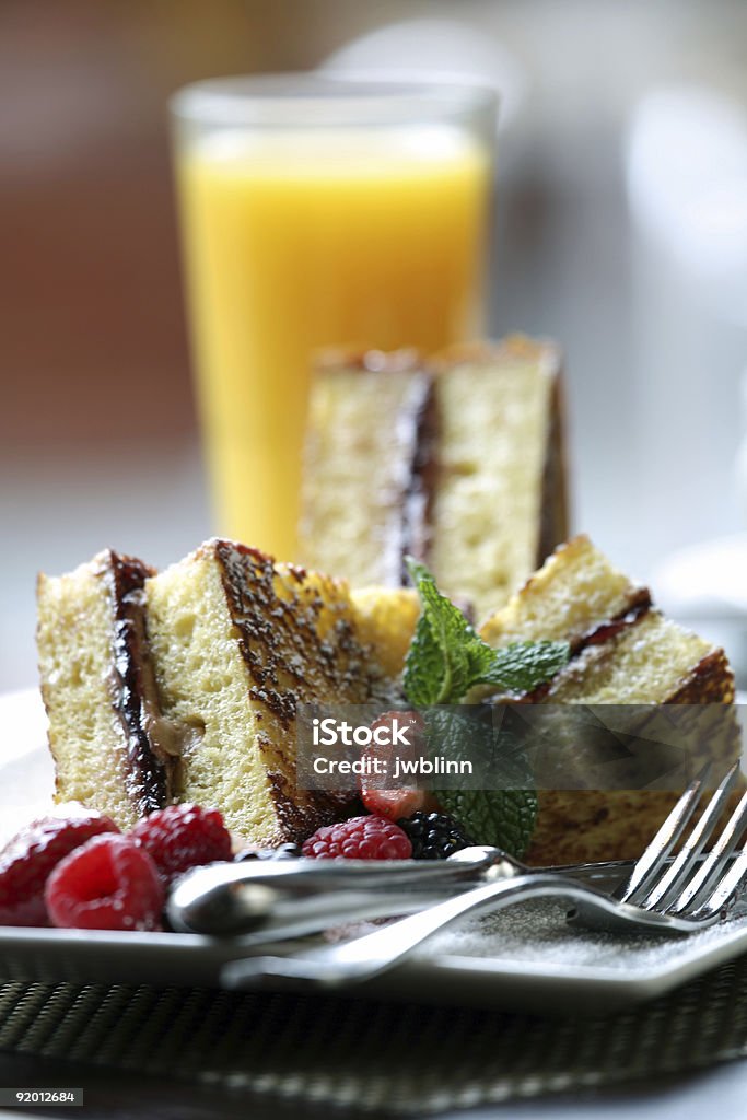 ¿Le gustaría disfrutar de un desayuno o un Brunch - Foto de stock de Alcorza libre de derechos