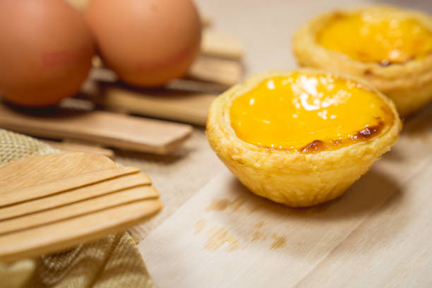 istock Egg tart sweet dessert with egg and custard cream 920143280