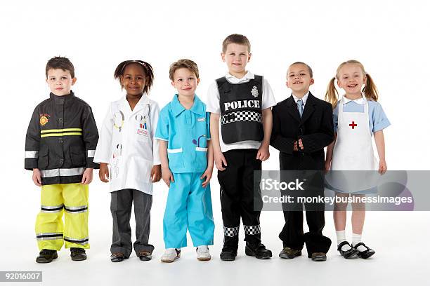 Young Niños Salir Foto de stock y más banco de imágenes de Niño - Niño, Ponerse un disfraz, Oficio