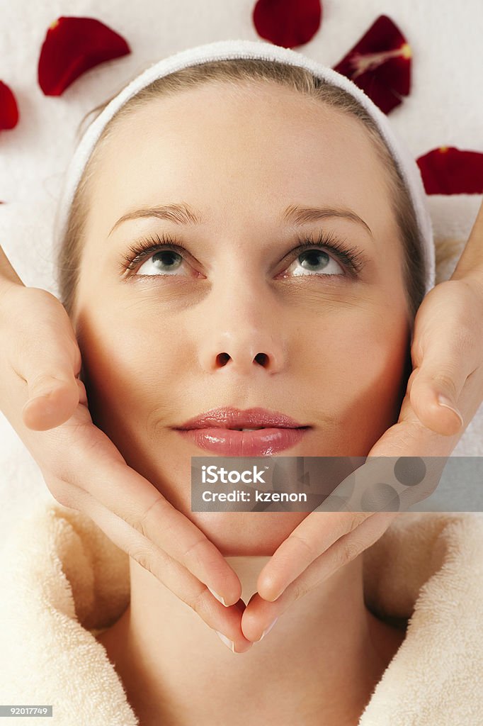 Massagem facial - Foto de stock de Adulto royalty-free