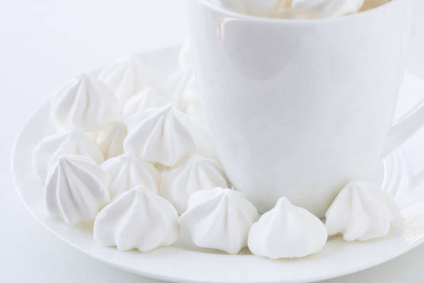 istock The white meringue in the plate 920181668