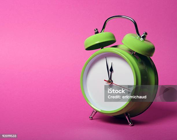 Photo libre de droit de Radioréveil Avec Connexion Mp3 banque d'images et plus d'images libres de droit de Couleur verte - Couleur verte, Horloge, Réveil