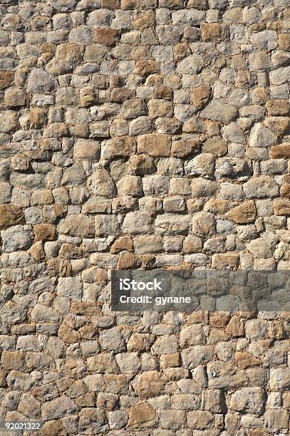 Detalle De Una Pared De Piedra Foto de stock y más banco de imágenes de Abstracto - Abstracto, Aire libre, Amarillo - Color