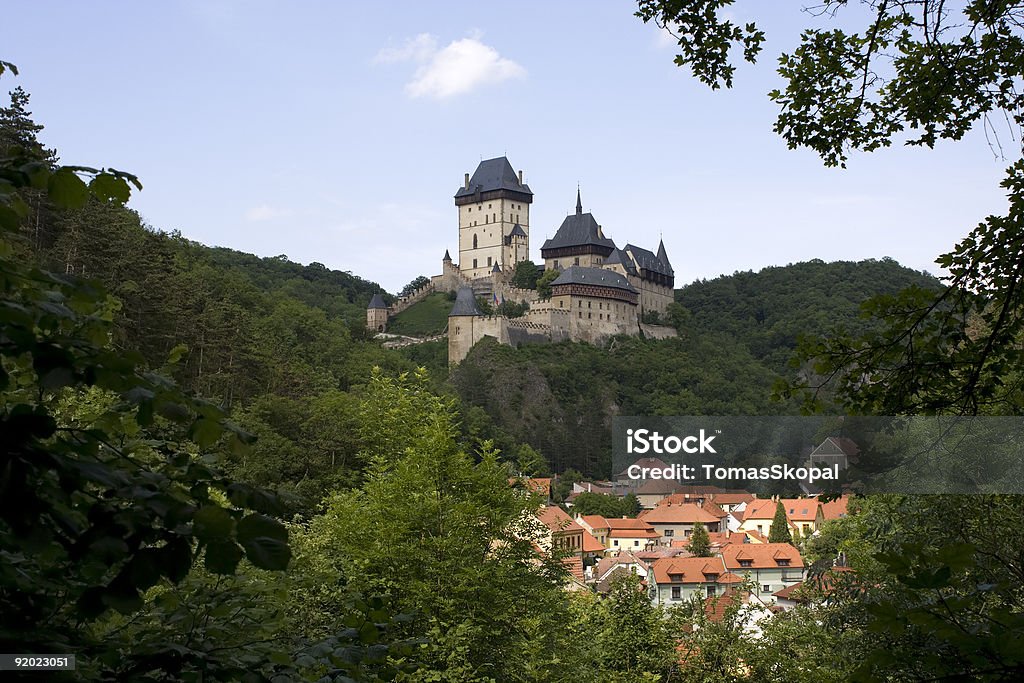 Karlstejn Замок - Стоковые фото Горизонтальный роялти-фри